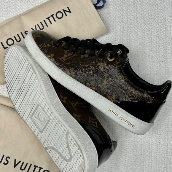 LV Frontrow Sneaker (like new) - Picture 7 of 8